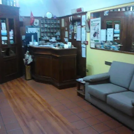 Hotel Nuovo Giardini Bra